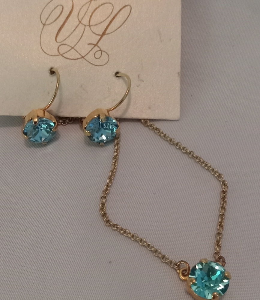 Swarovski crystal Victoria Lynn set